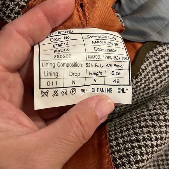 Sorrani Blazer blazer in excnt condition. tagged at 48R EU = 38R US UK - Picture 5 of 5